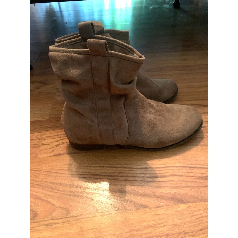 Tan suede boots